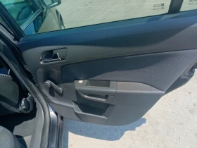 Opel Astra Комби, снимка 10