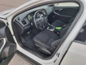 Volvo V40 Cross Country 2.0 БЕНЗИН, 180 к.с. - 5 цилиндров старият мотор , снимка 11
