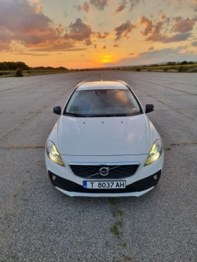 Volvo V40 Cross Country 2.0 БЕНЗИН - 5 цилиндъра 