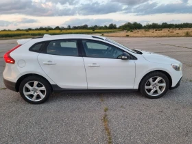 Volvo V40 Cross Country 2.0 БЕНЗИН - 5 цилиндъра  - 12000 € / 23469.96 лв. - 49727199 3