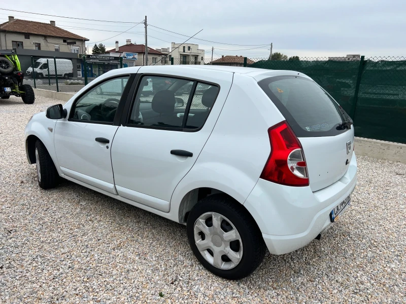 Dacia Sandero 1.4i LPG, снимка 4 - Автомобили и джипове - 47279213