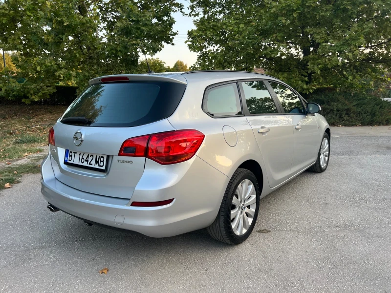 Opel Astra 1.4 I, снимка 5 - Автомобили и джипове - 47435726