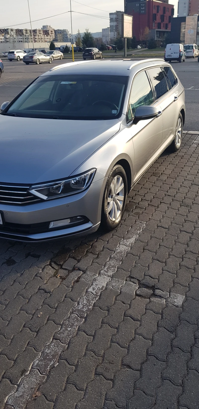 VW Passat  B8, снимка 11 - Автомобили и джипове - 48045384