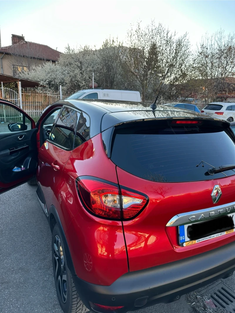 Renault Captur, снимка 3 - Автомобили и джипове - 49580854