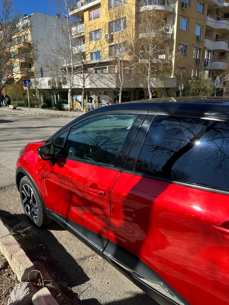 Renault Captur, снимка 7 - Автомобили и джипове - 49580854