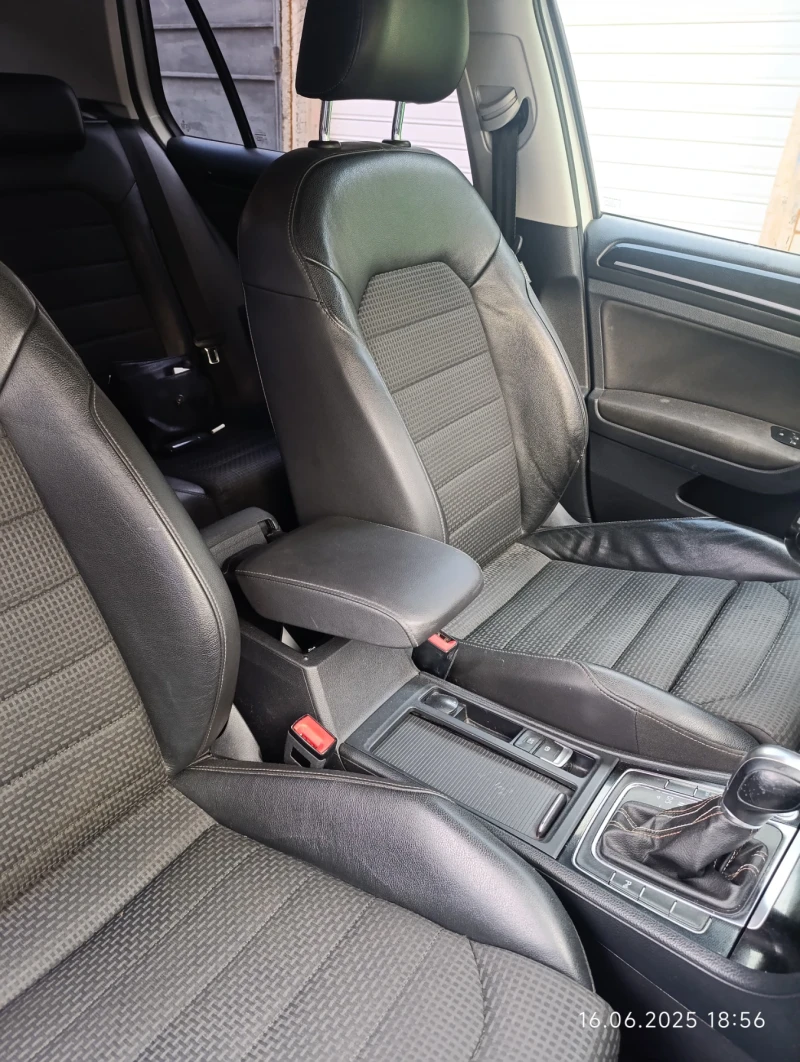 VW Golf 7.5 1.6TDI Facelift, снимка 9 - Автомобили и джипове - 52059403
