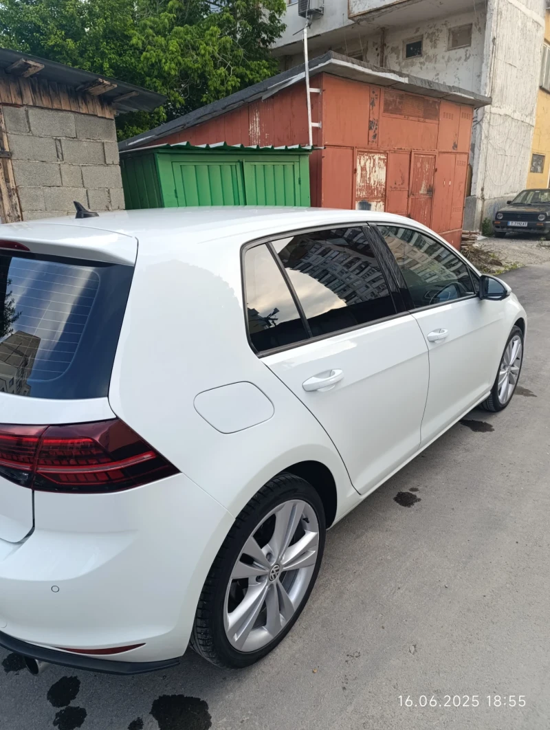 VW Golf 7.5 1.6TDI Facelift, снимка 15 - Автомобили и джипове - 52059403