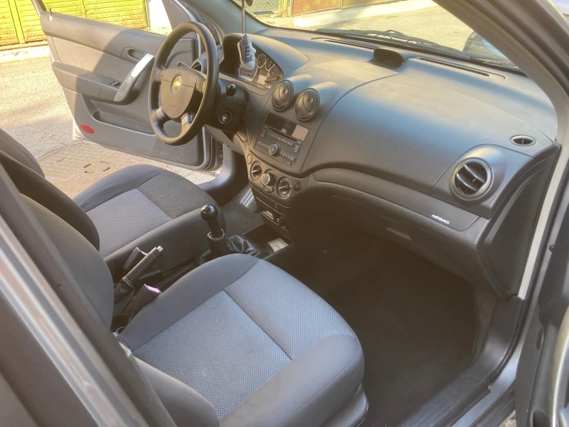 Chevrolet Aveo, снимка 7 - Автомобили и джипове - 52332977