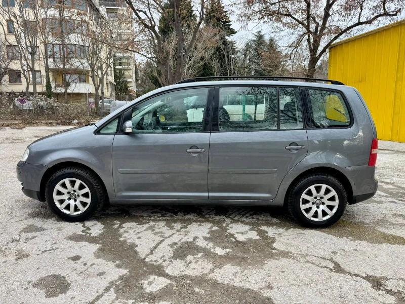 VW Touran, снимка 5 - Автомобили и джипове - 52919596