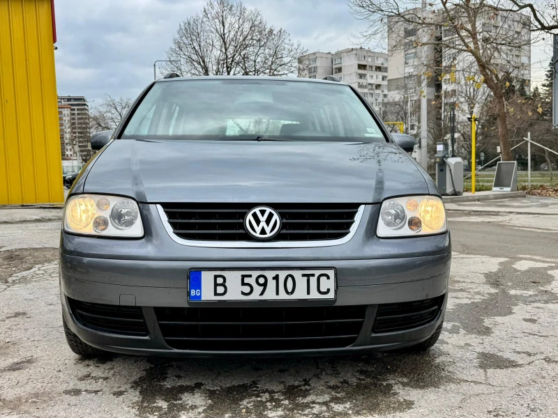 VW Touran, снимка 3 - Автомобили и джипове - 52919596