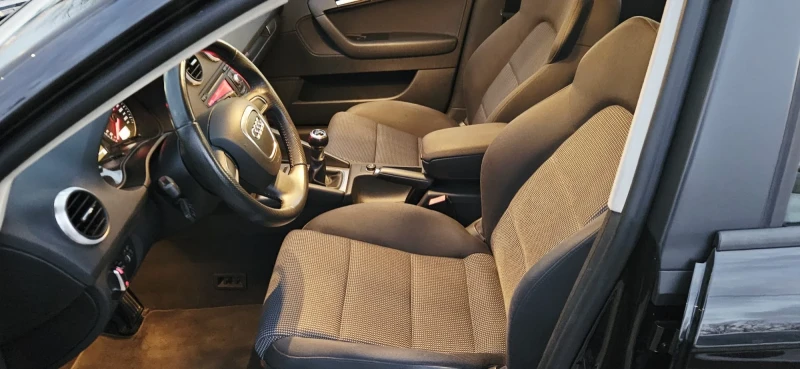 Audi A3 1.6TDI, снимка 9 - Автомобили и джипове - 52959226