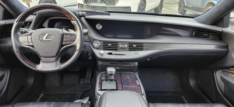 Lexus LS * 500 L * CARFAX * БЕЗ ПЪРВОНАЧАЛНА ВНОСКА, снимка 9 - Автомобили и джипове - 53062772