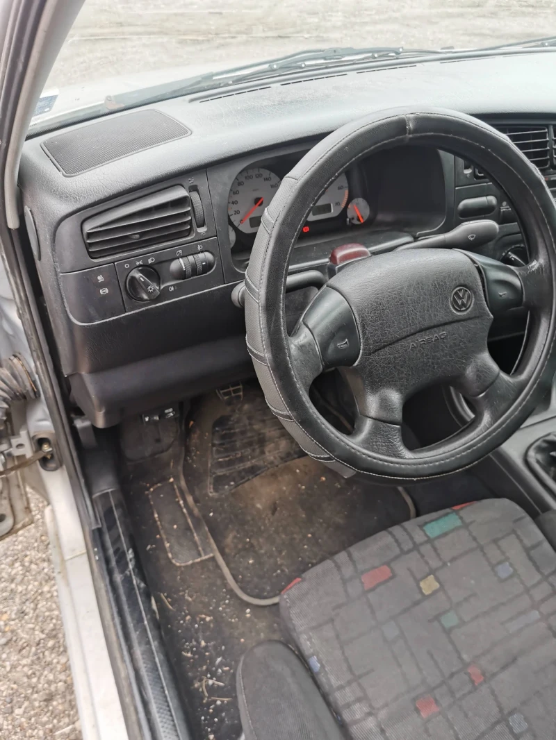 VW Golf 3, снимка 11 - Автомобили и джипове - 53128776