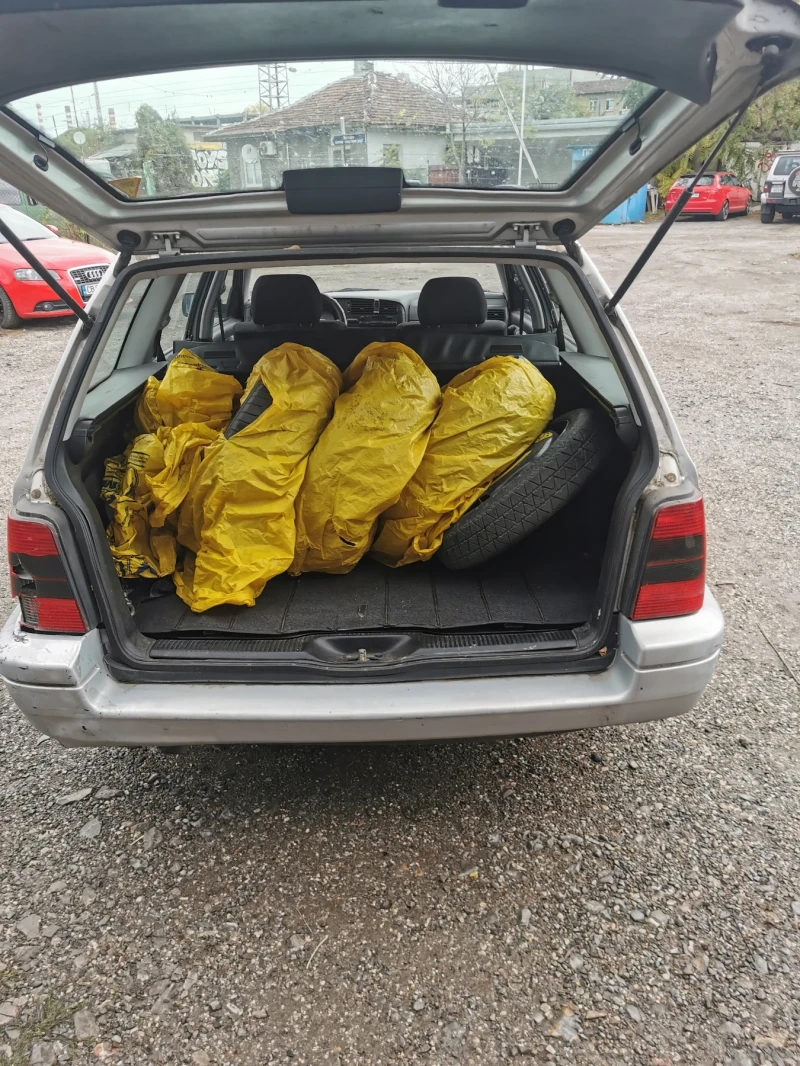 VW Golf 3, снимка 5 - Автомобили и джипове - 53128776