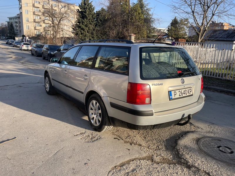VW Passat, снимка 5 - Автомобили и джипове - 53132806