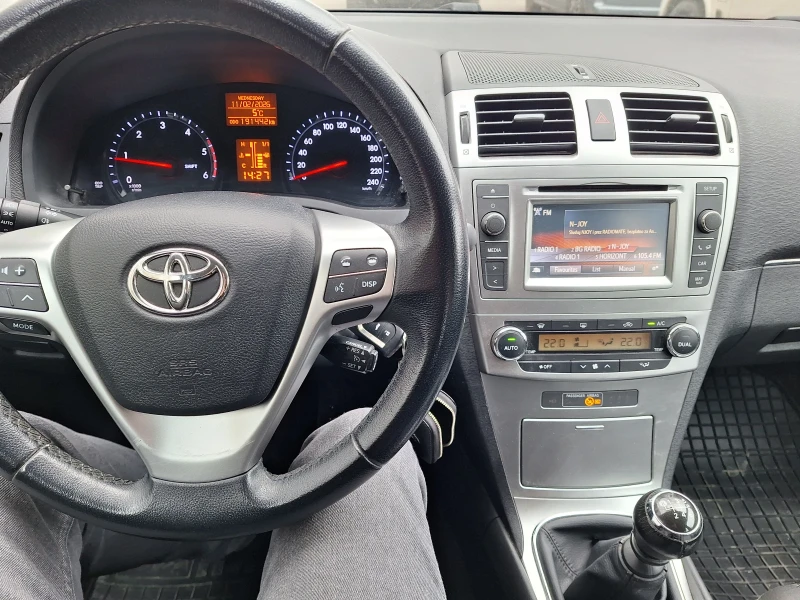 Toyota Avensis 2.0D4D, снимка 11 - Автомобили и джипове - 53484785