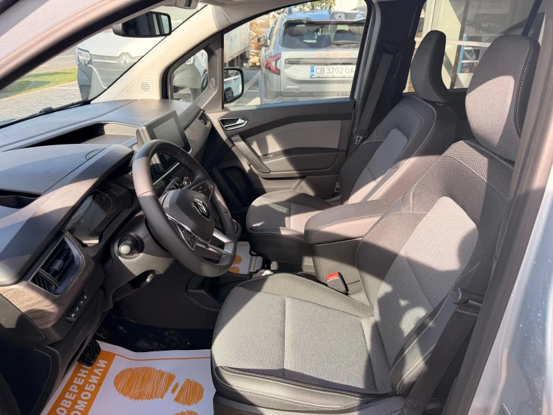 Renault Kangoo 1.3 TCe / 130 к.с. / EDC / N1 ( 4+ 1 места ), снимка 8 - Автомобили и джипове - 53505258