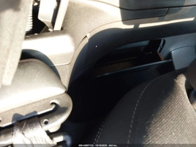 Nissan 370Z * Възможност за Лизинг*  - изображение 9