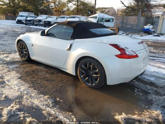 Nissan 370Z * Възможност за Лизинг*  - изображение 3