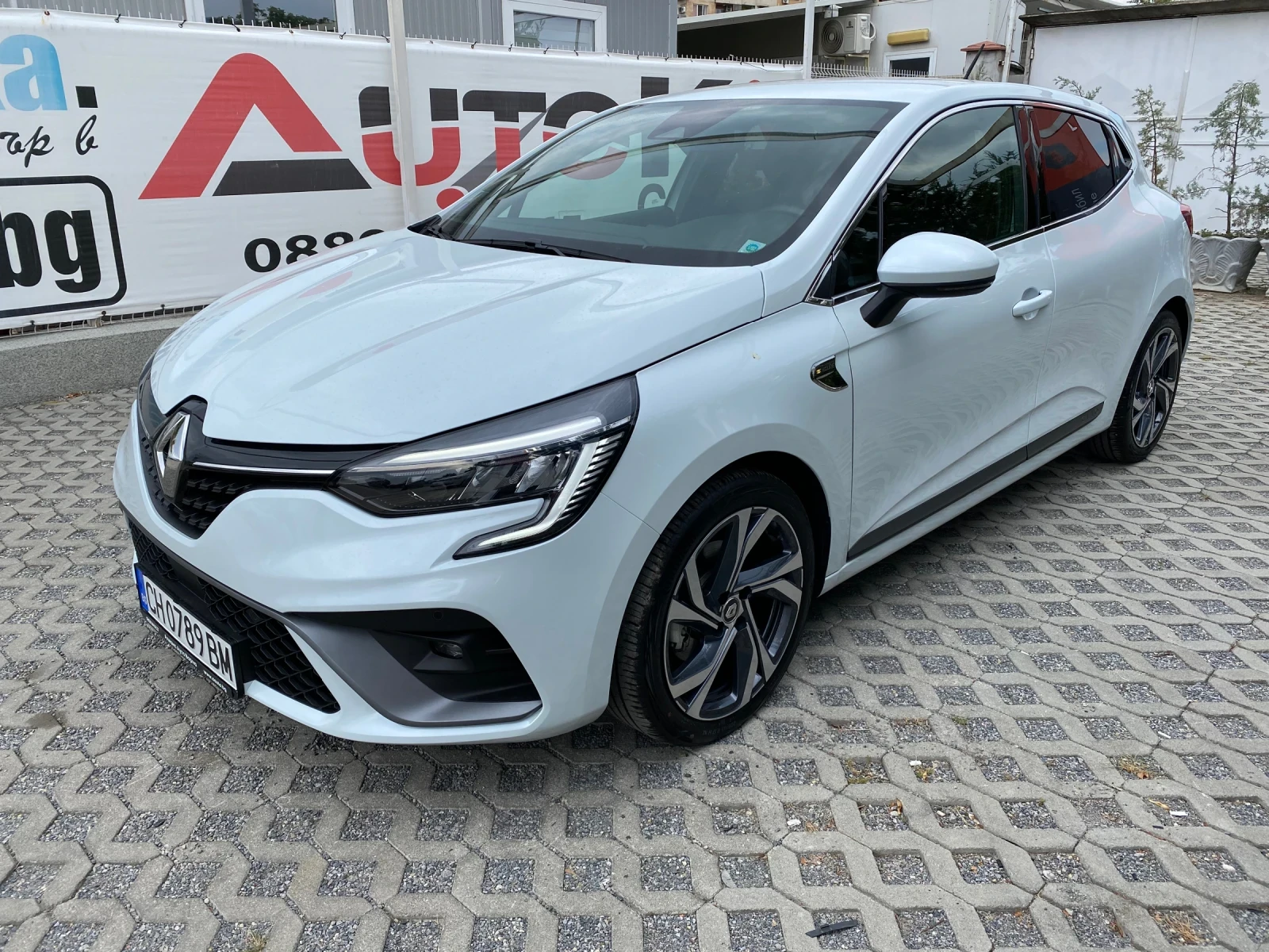 Renault Clio 1.6E-TechHybrid-90кс= 15хил.км!= RS LINE= АВТОМАТ - изображение 6