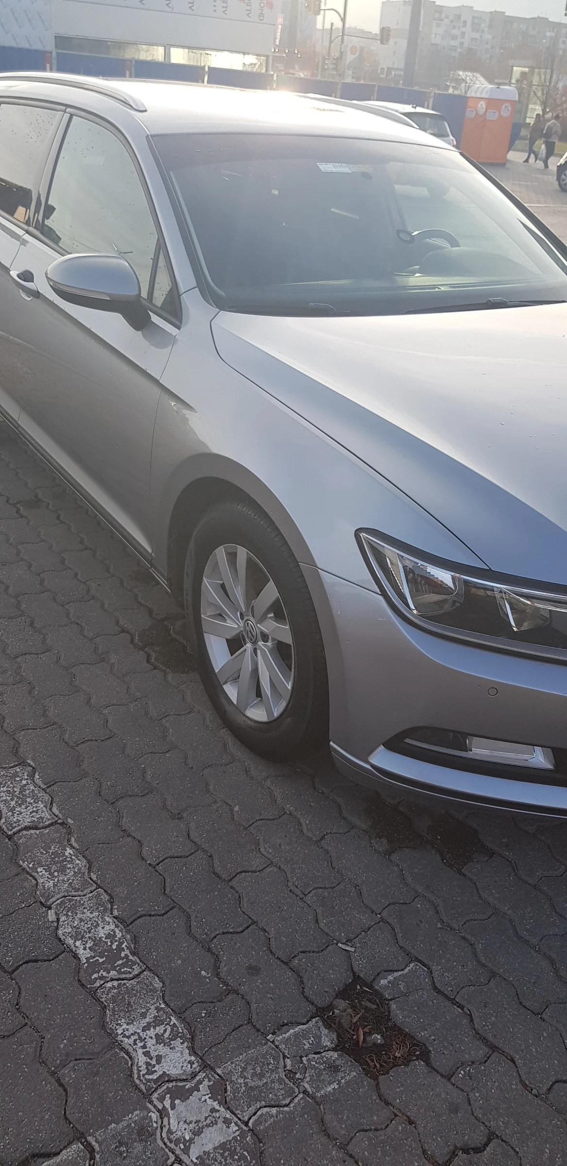 VW Passat  B8 - изображение 7