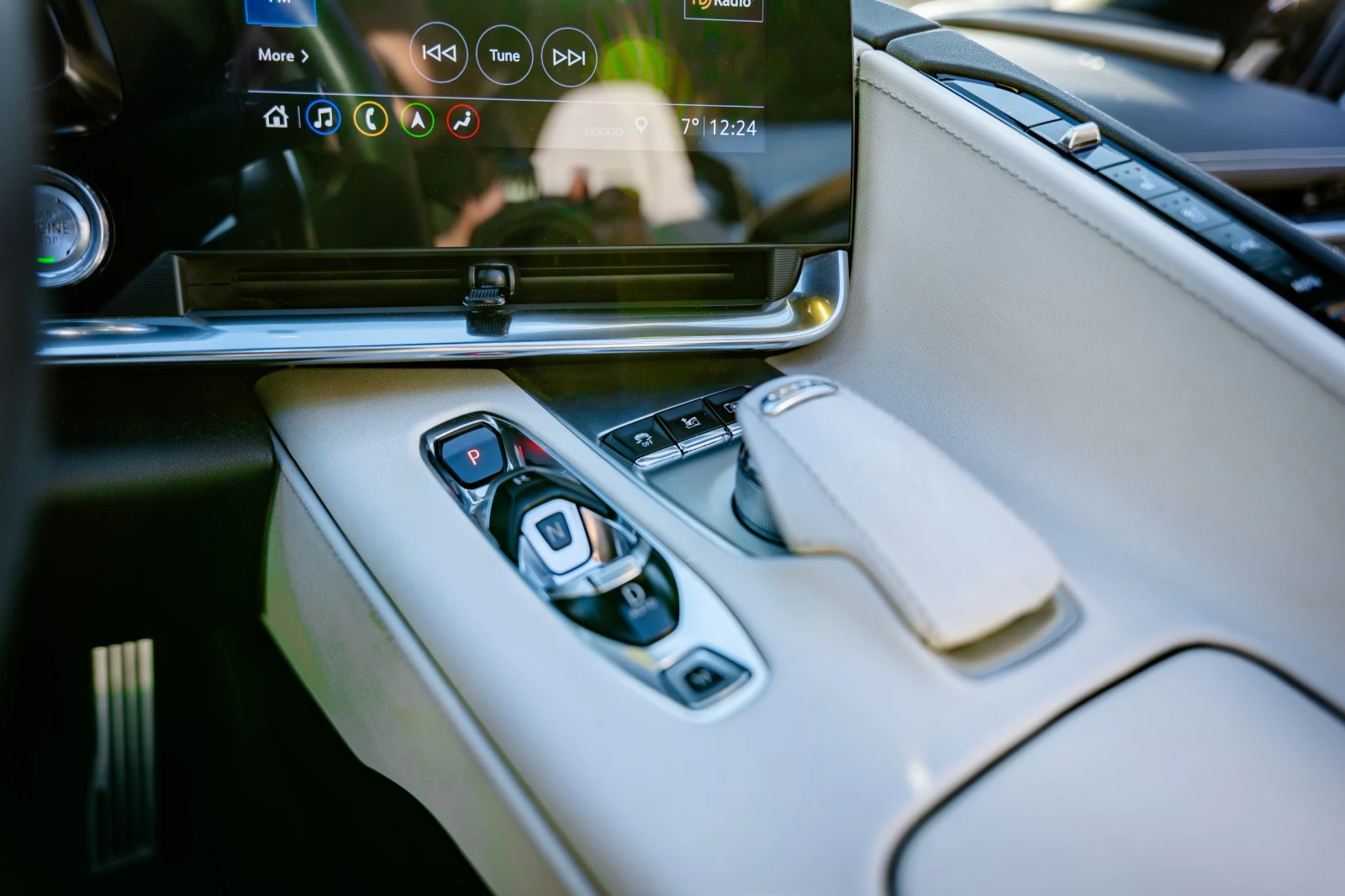 Chevrolet Corvette Z51 PERFORMANCE PACKAGE * EXHAUST * HIGH WING | Mobile.bg   15