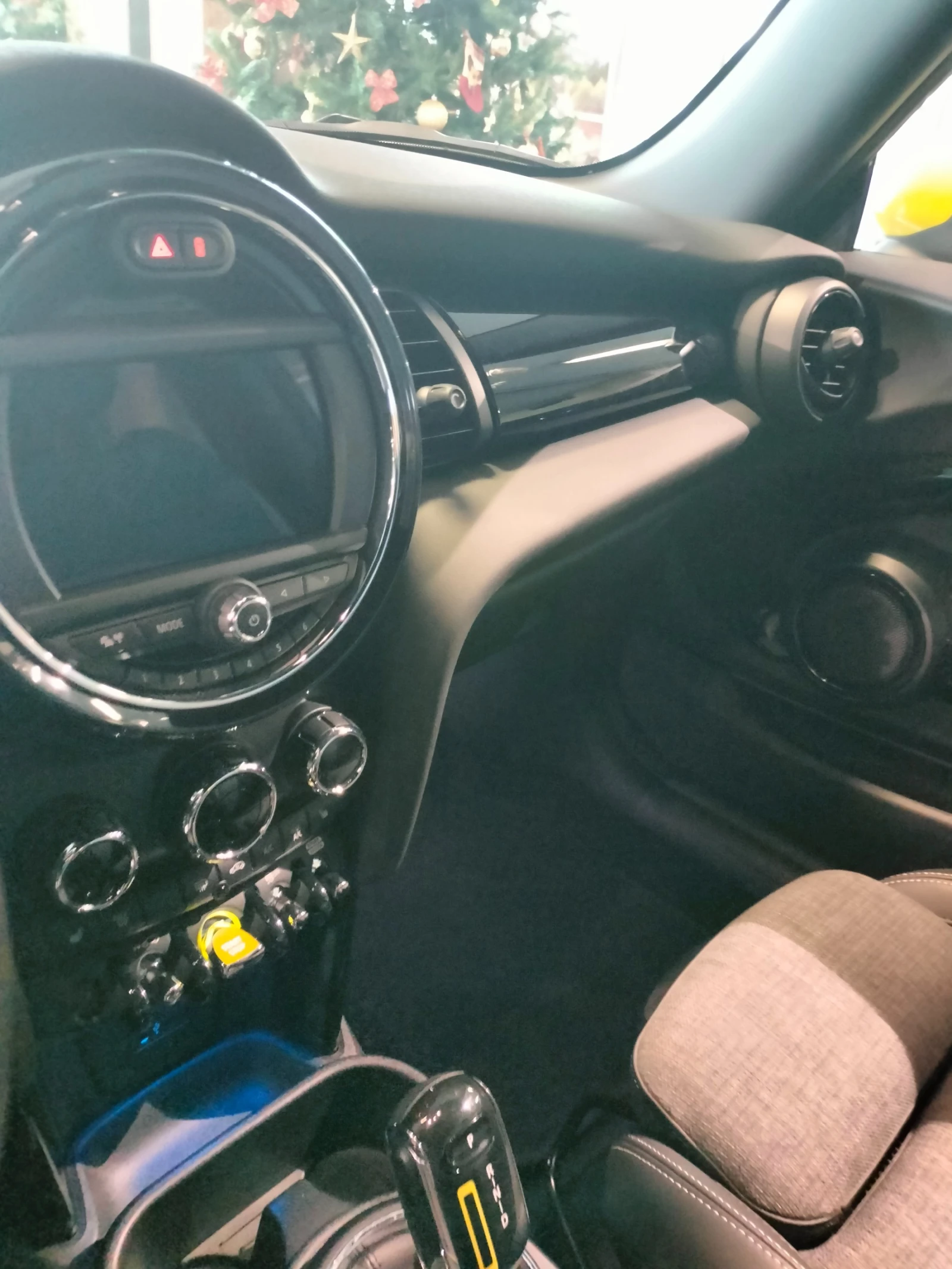 Mini Cooper s SE - изображение 4