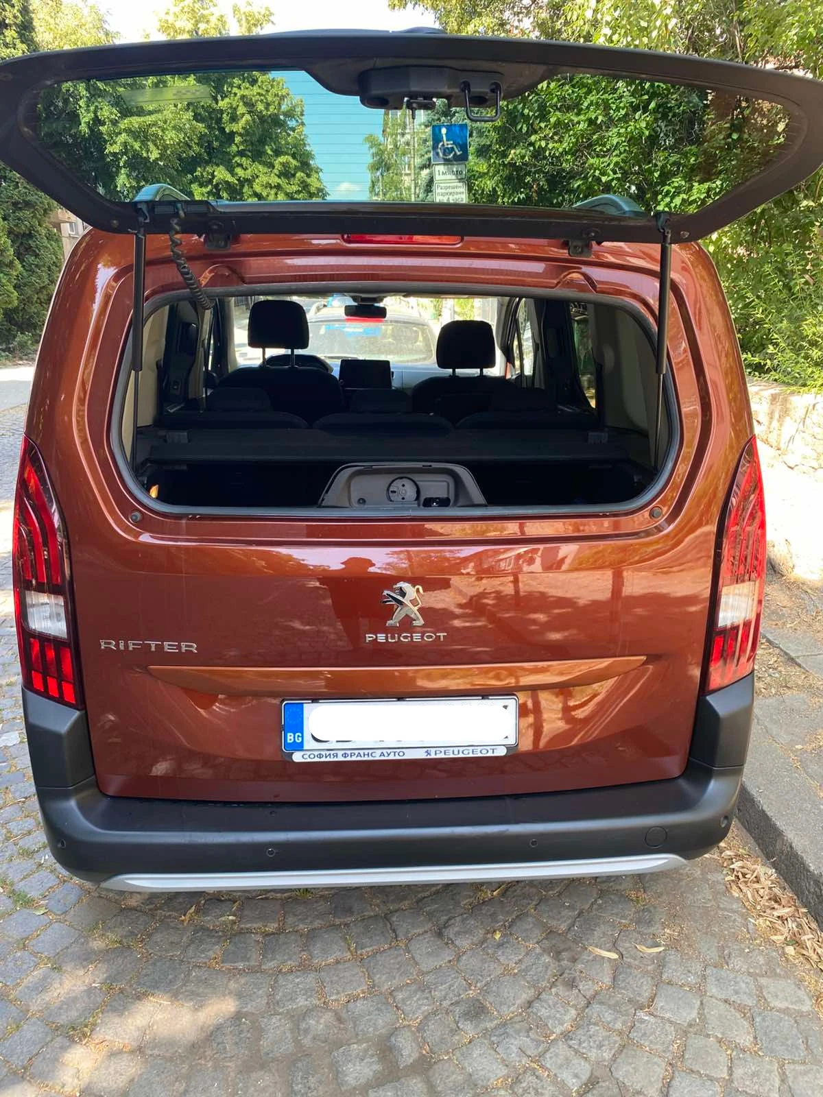 Peugeot Rifter ALLURE 1.5 BlueHDI 130 BVM6 STT E6.2 - изображение 5