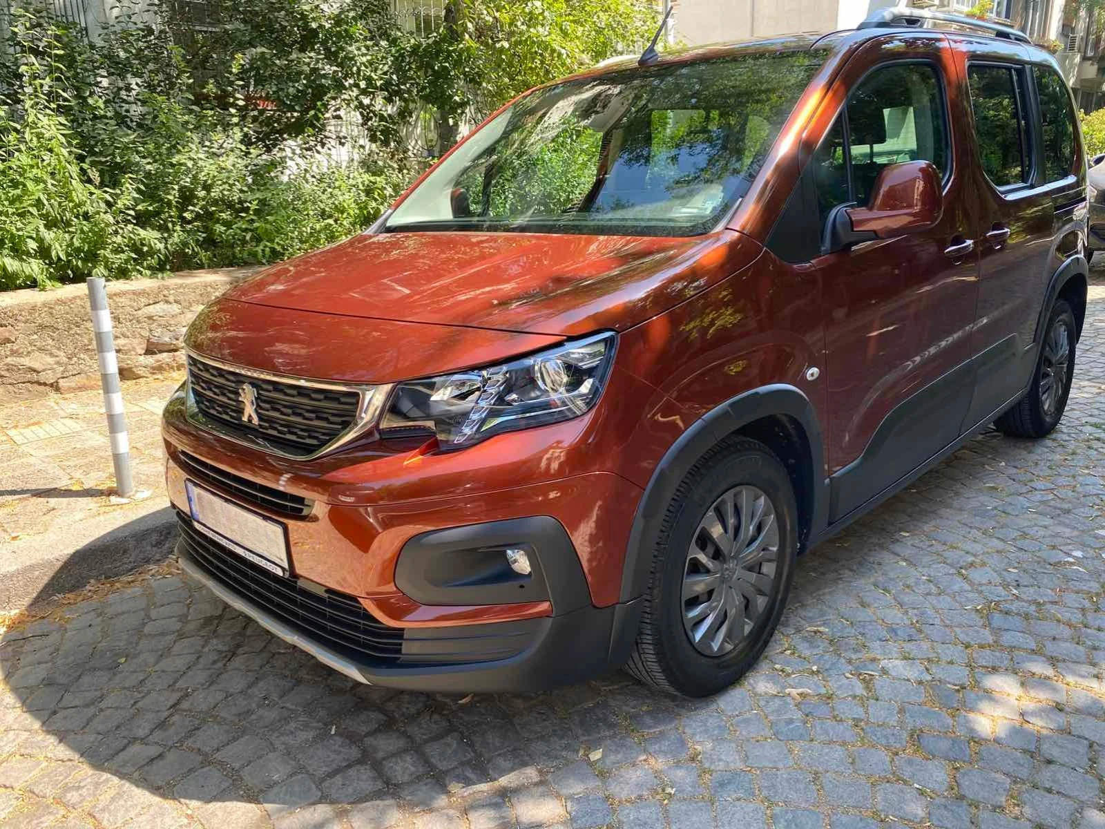 Peugeot Rifter ALLURE 1.5 BlueHDI 130 BVM6 STT E6.2 - изображение 3
