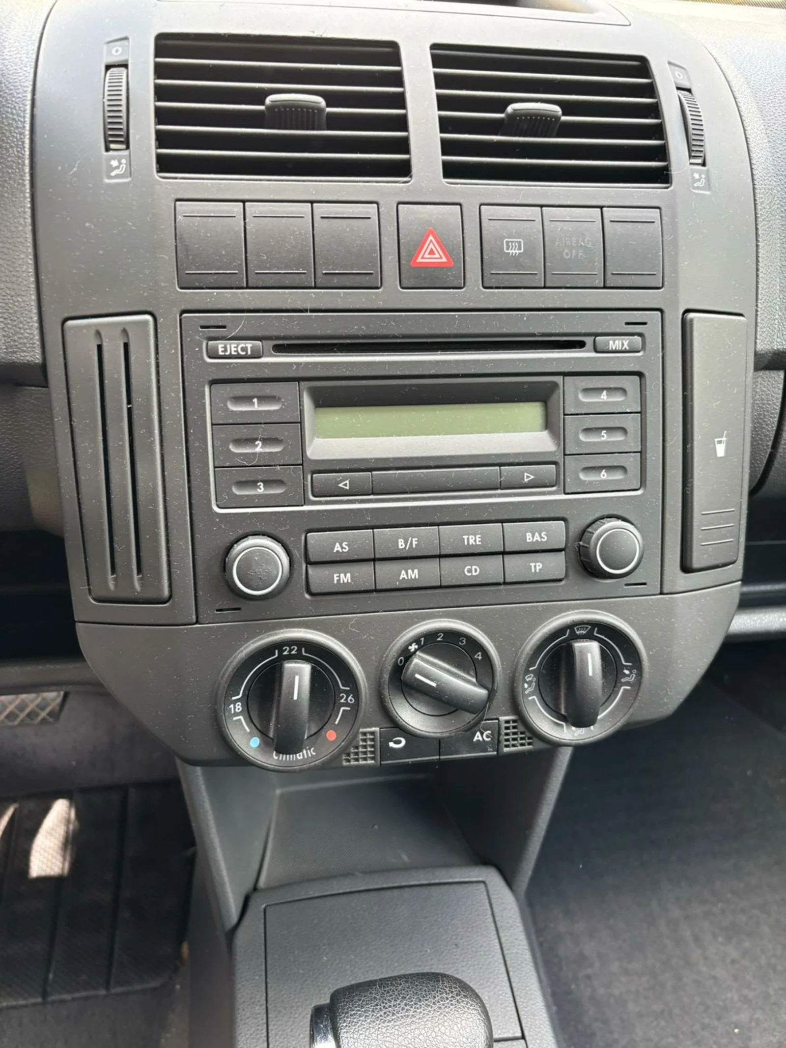 VW Polo 1.4 AVTOMAT  - изображение 5