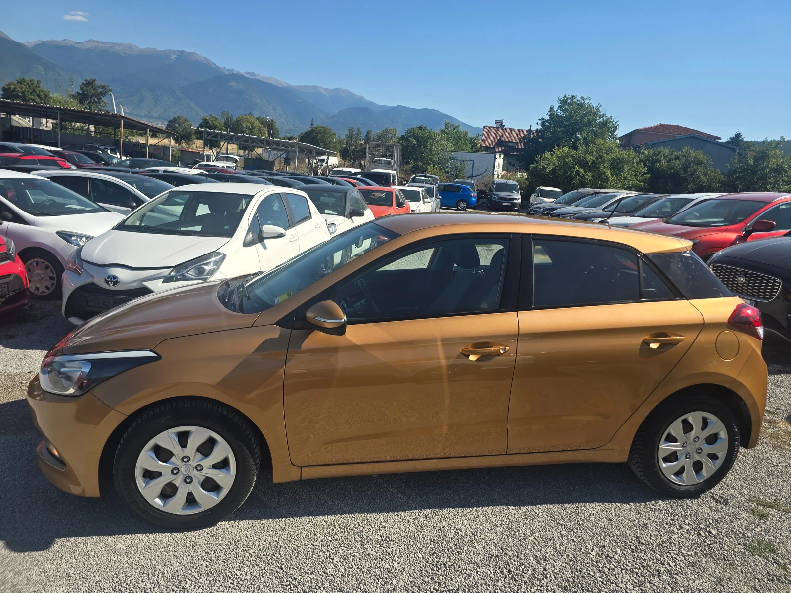 Hyundai I20 1.2i-85k.c-EURO-6 - изображение 8