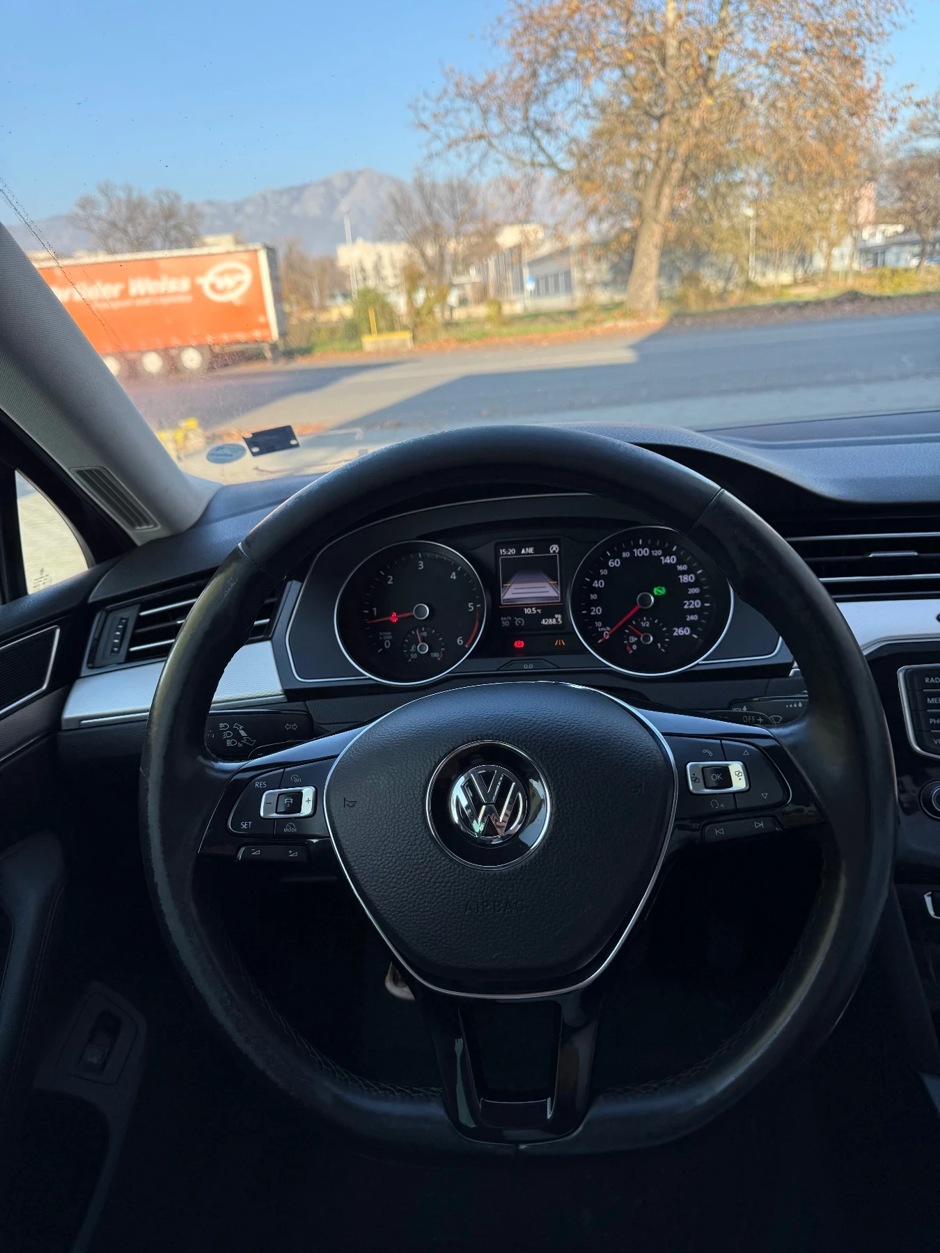 VW Passat 2.0TDI* LED* DSG* ACC* CAMERA* KEYLESS | Mobile.bg   11