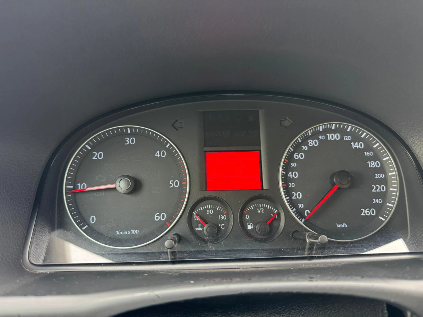 VW Touran  - изображение 10