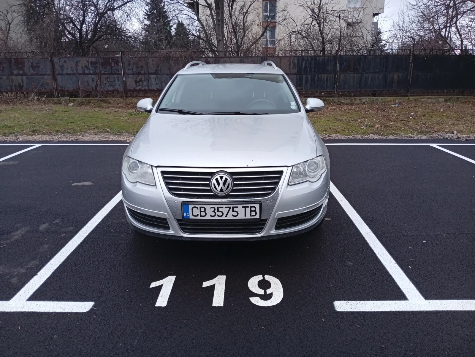 VW Passat 1.9 тди | Auto.bg — изображение 1