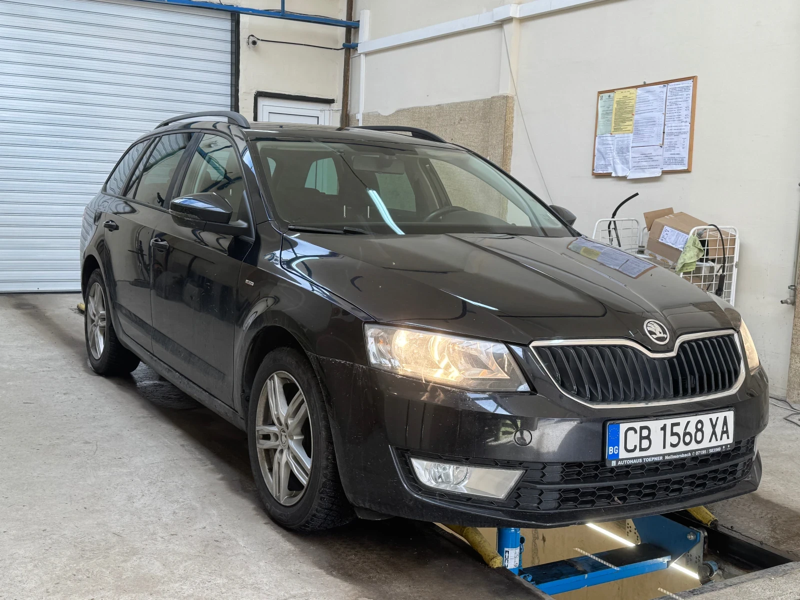 Skoda Octavia 2.0 TDI, снимка 9 - Автомобили и джипове - 53810947
