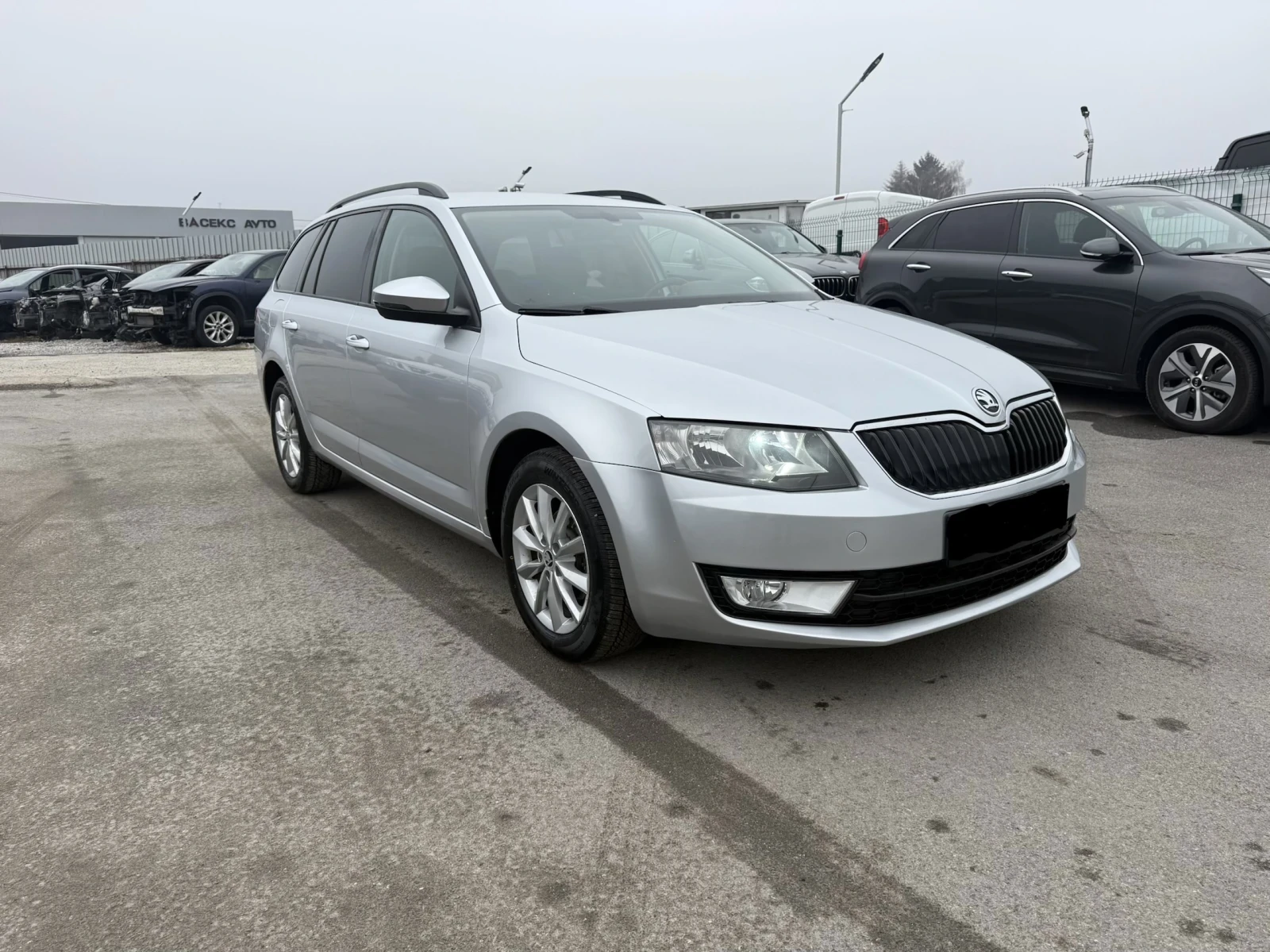 Skoda Octavia 1.6Tdi CXX 110кс  DSG, снимка 3 - Автомобили и джипове - 53992868