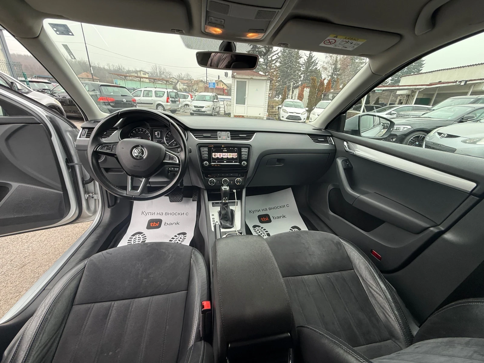 Skoda Octavia 1.6Tdi CXX 110кс  DSG, снимка 9 - Автомобили и джипове - 53992868