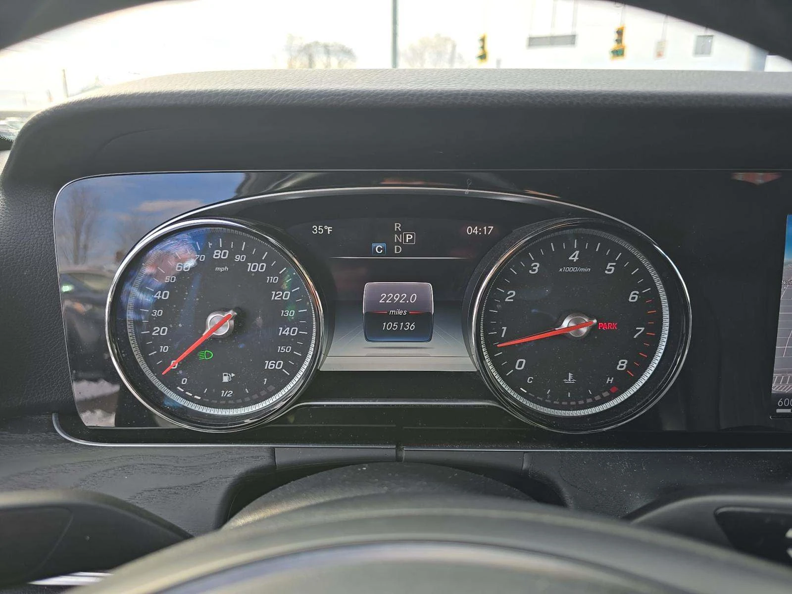 Mercedes-Benz E 300 4MATIC* BURMESTER* PANORAMA* , снимка 10 - Автомобили и джипове - 54115749