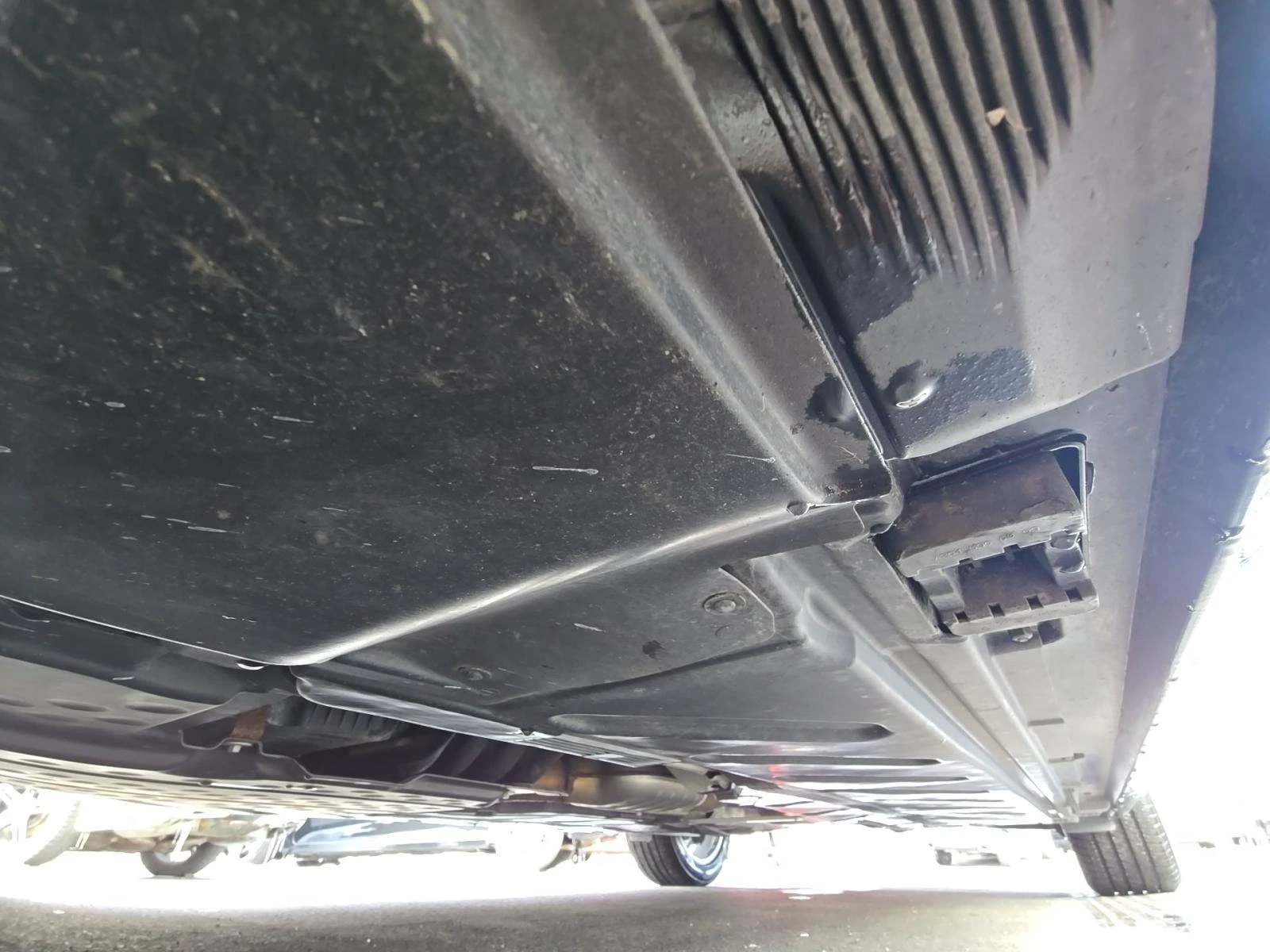 Mercedes-Benz E 300 4MATIC* BURMESTER* PANORAMA* , снимка 12 - Автомобили и джипове - 54115749