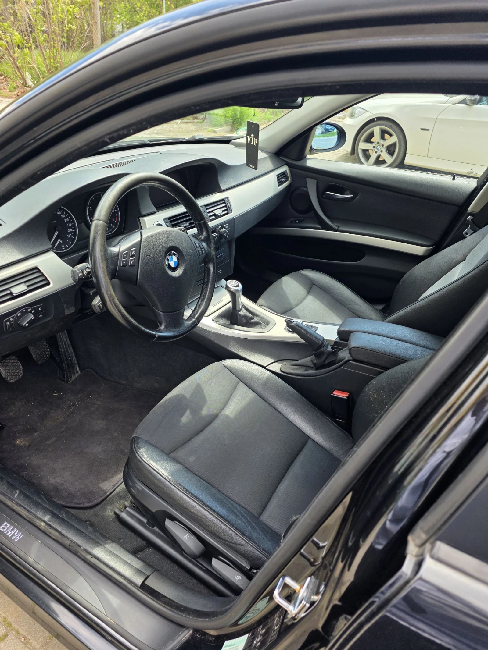 BMW 320 320 бензин 6 скорости, снимка 7 - Автомобили и джипове - 54157576