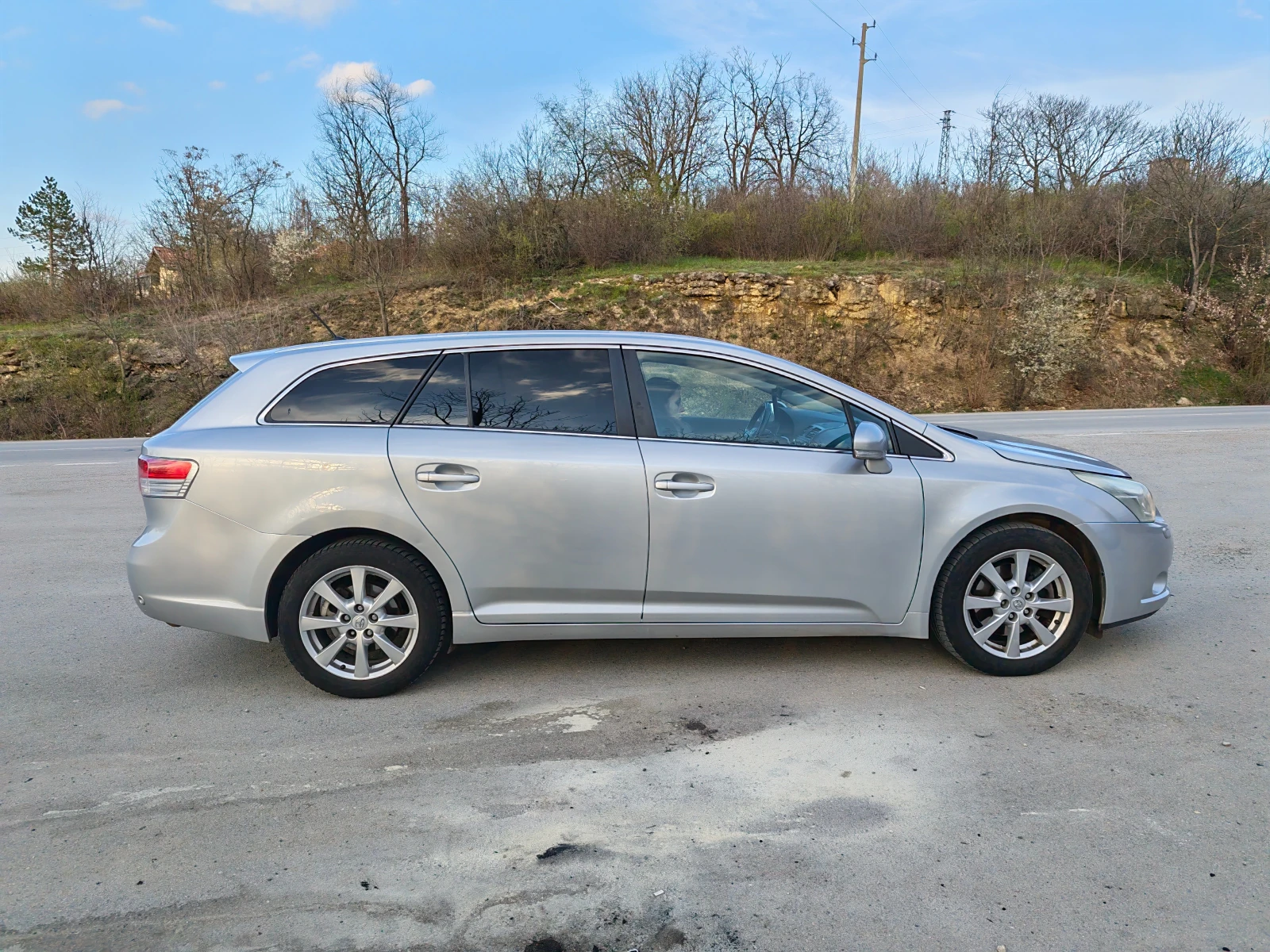Toyota Avensis, снимка 5 - Автомобили и джипове - 54494364