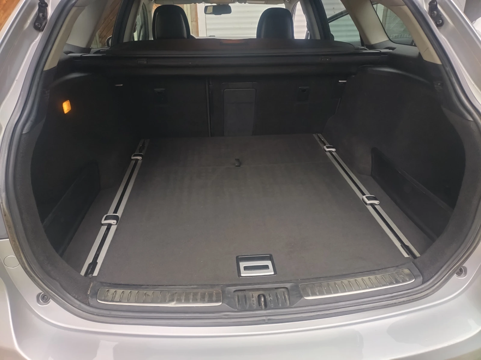 Toyota Avensis, снимка 12 - Автомобили и джипове - 54494364