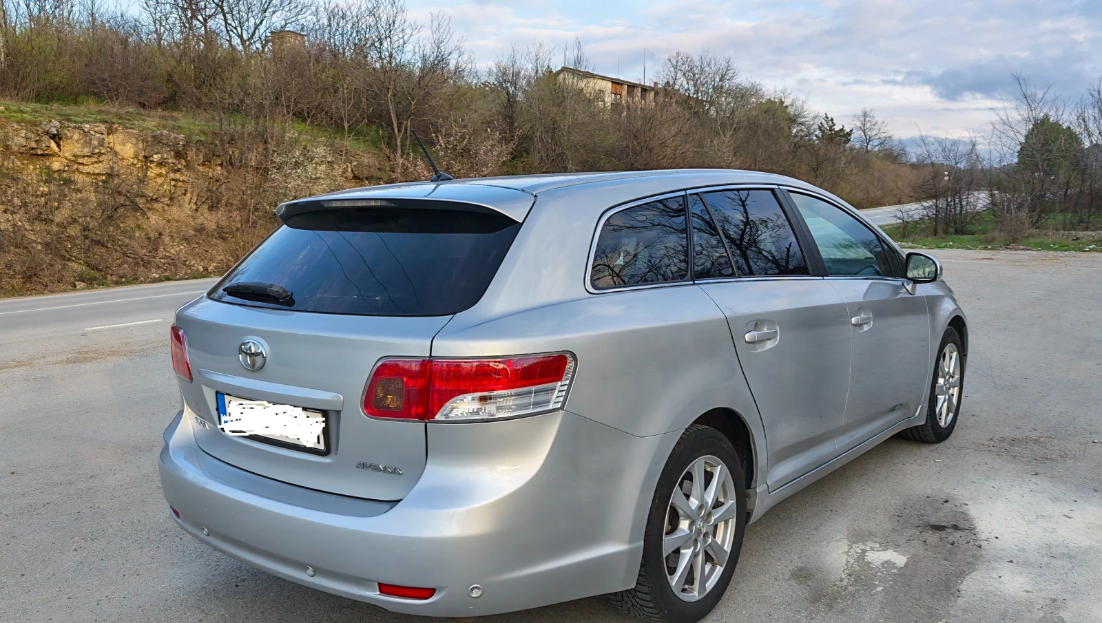 Toyota Avensis, снимка 4 - Автомобили и джипове - 54494364