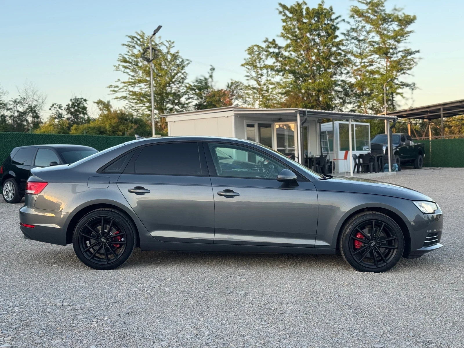 Audi A4 �������, 2.0-150�.�, �����, 128037��-������ | Mobile.bg � ����������� 2