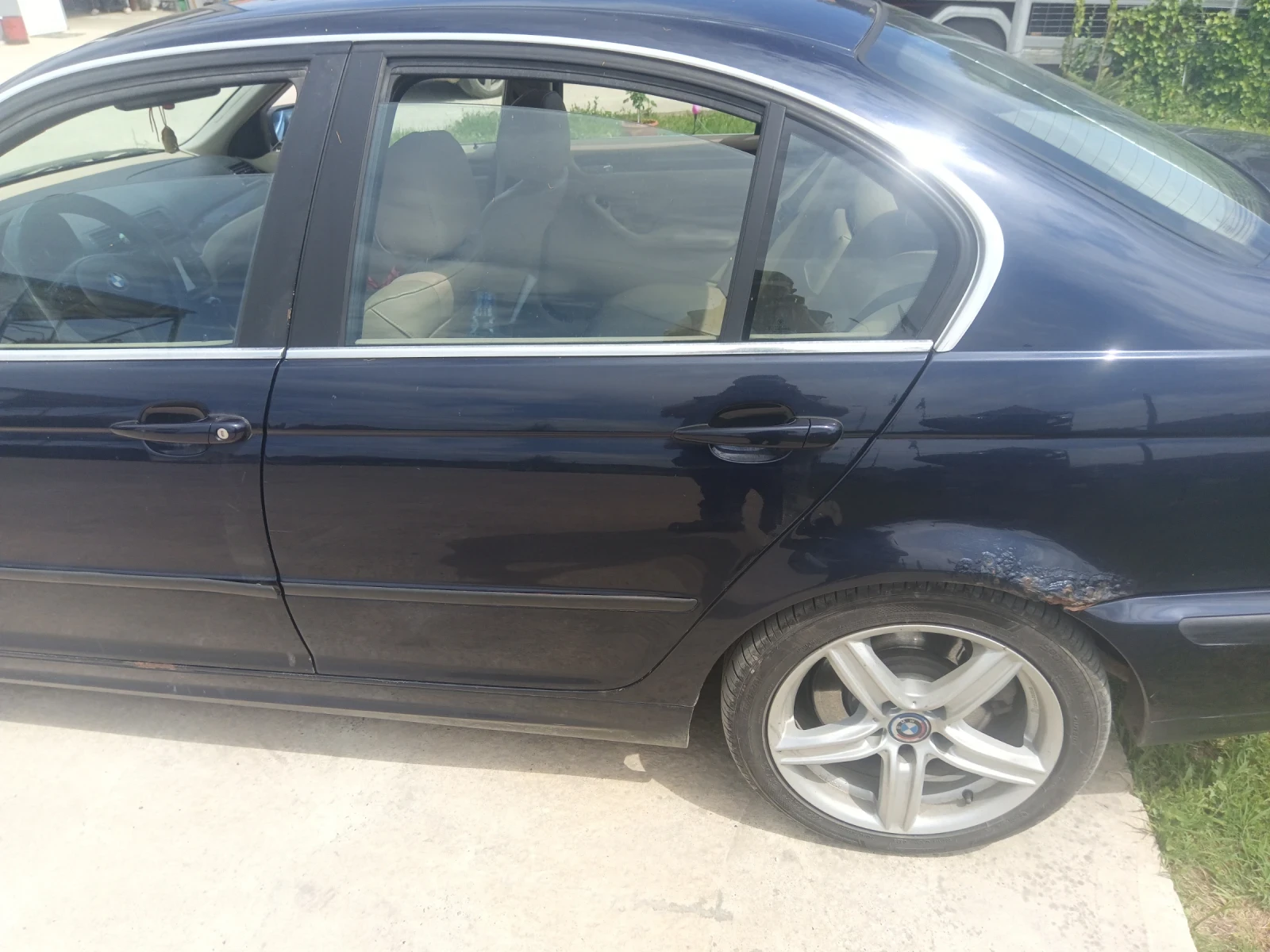 BMW 330, снимка 6 - Автомобили и джипове - 54715111