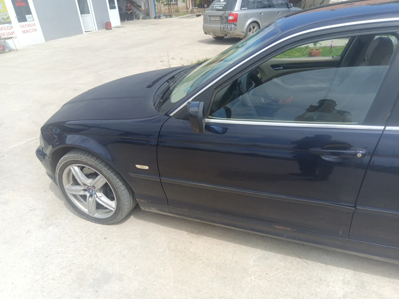 BMW 330, снимка 5 - Автомобили и джипове - 54715111