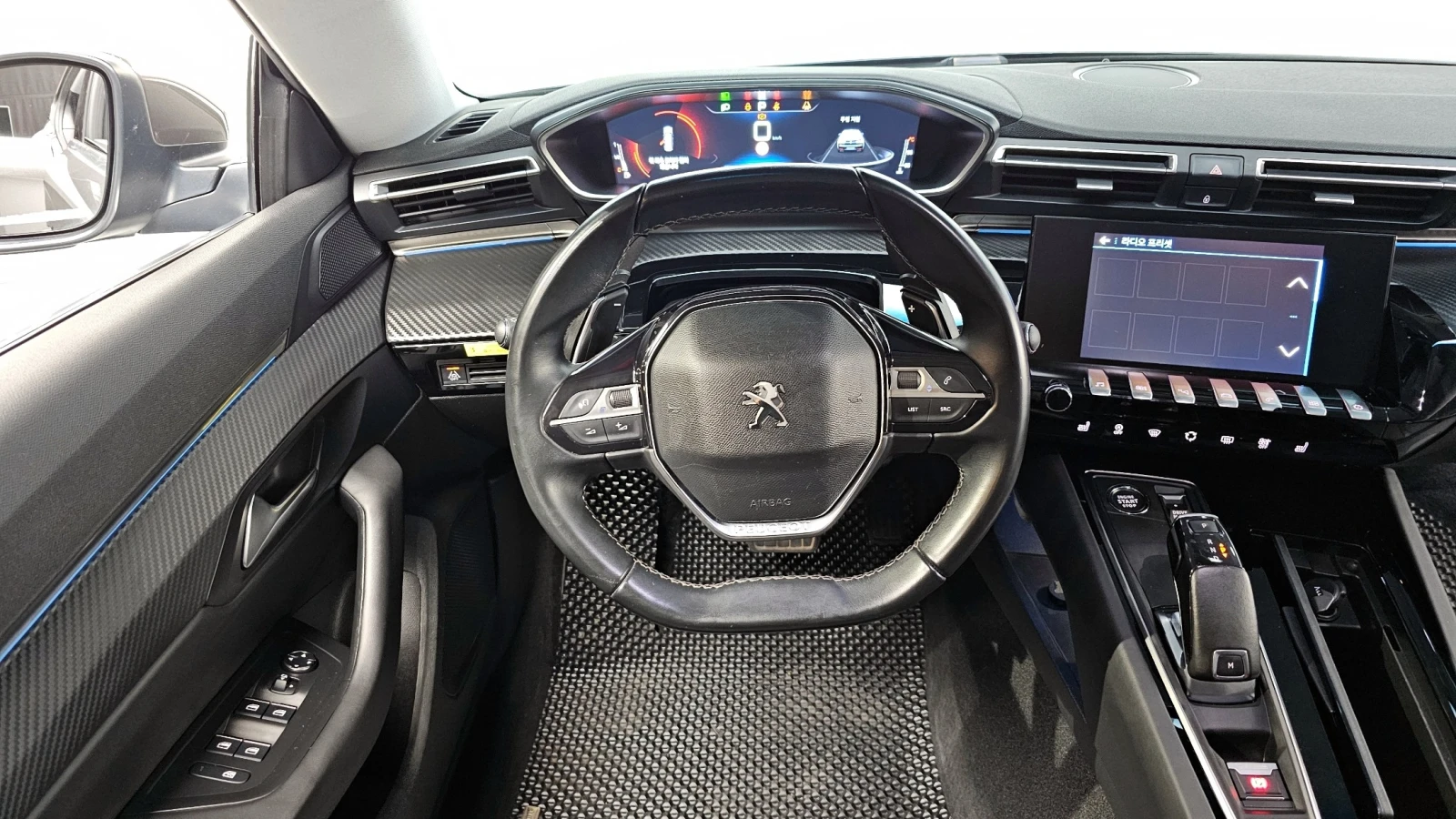 Peugeot 508 1.5 BlueHDi Allure | LED | CAMERA | NAVI, снимка 5 - Автомобили и джипове - 54755859
