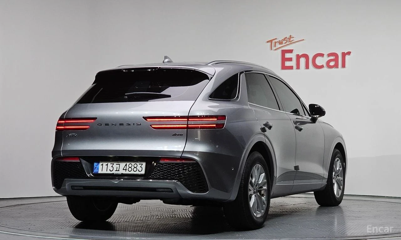 Genesis GV70 2.2 DIESEL* AWD* КОЖА* ПОДГР* ОБДУХ* 360* , снимка 3 - Автомобили и джипове - 54796534