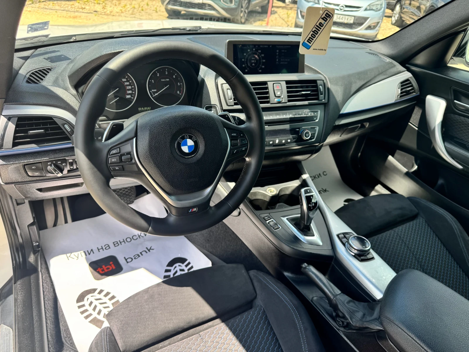 BMW 120 M Paket Automat , снимка 10 - Автомобили и джипове - 54968345