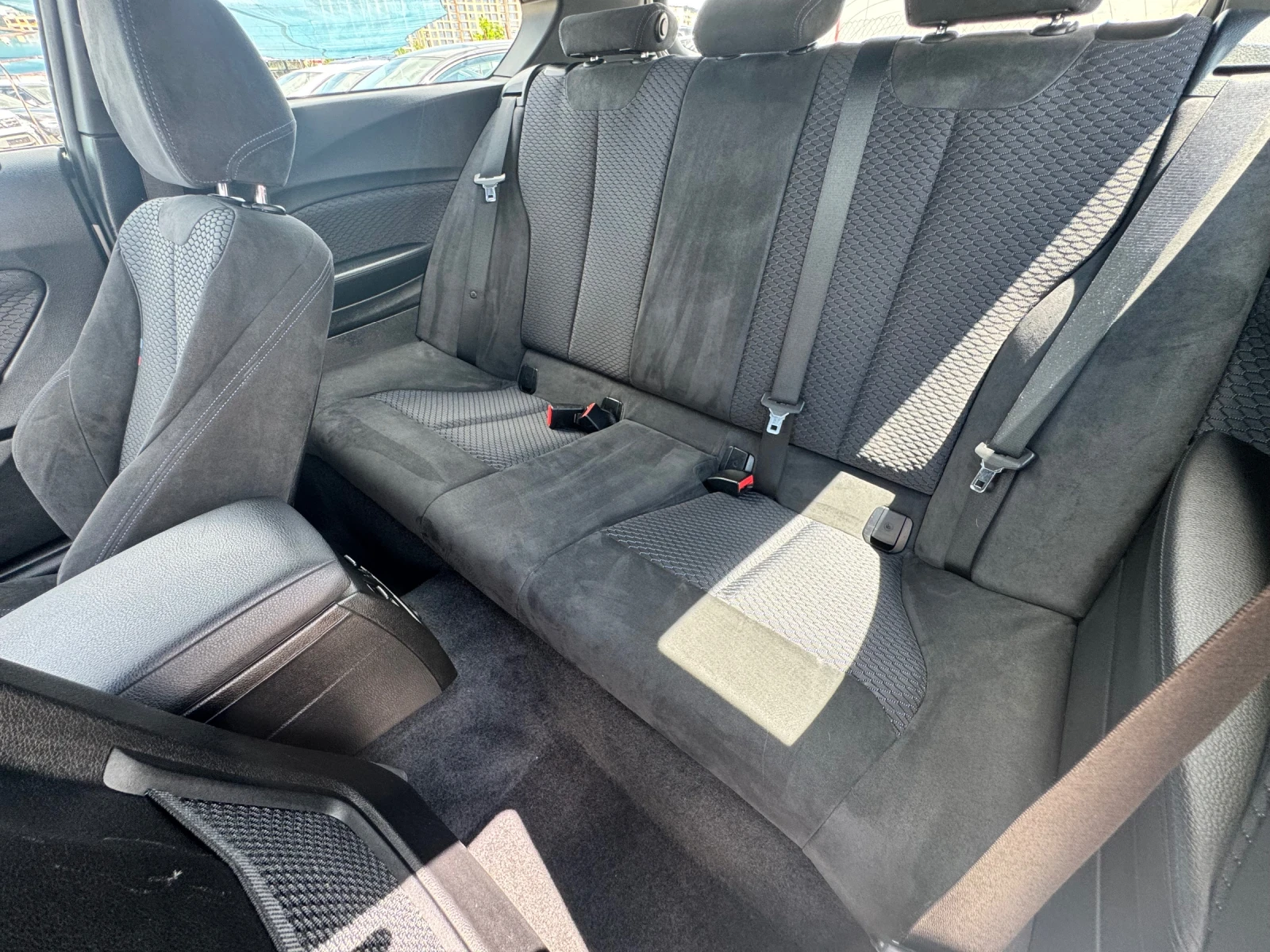 BMW 120 M Paket Automat , снимка 11 - Автомобили и джипове - 54968345